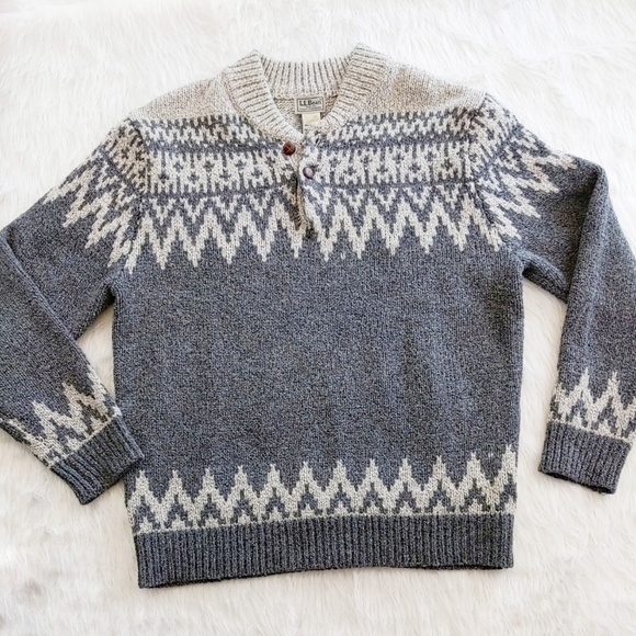 L.L. Bean Other - ll bean shawl collar chunky knit. Sz L
